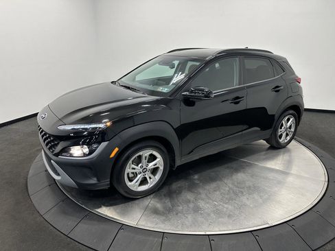 Certified 2023 Hyundai Kona SEL w/ Convenience Package image 3