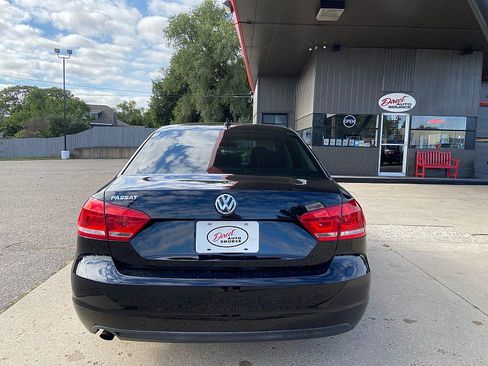 Used 2013 Volkswagen Passat 2.5 S image 5