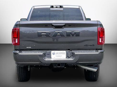 New 2026 RAM 2500 Laramie AWD/4WD image 14