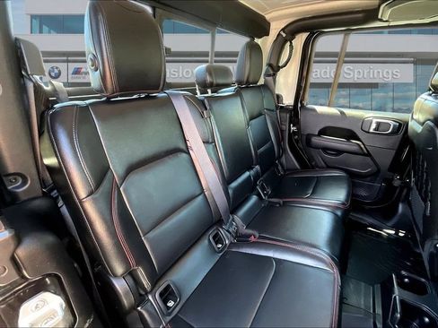 Used 2020 Jeep Gladiator Rubicon AWD/4WD image 25