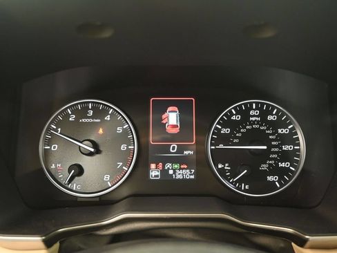 Used 2024 Subaru Outback Limited XT w/ Popular Package #2 AWD/4WD image 11