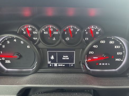 Used 2024 Chevrolet Silverado 2500 Custom w/ Custom Convenience Package image 2