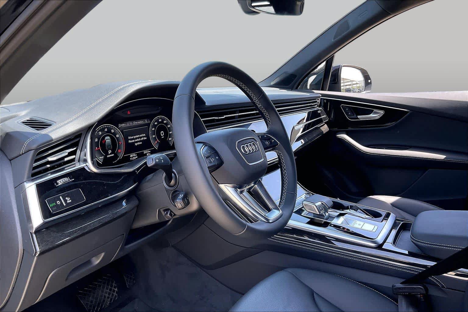 Used 2026 Audi Q7 3.0T Premium Plus AWD/4WD image 17