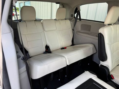 Used 2015 Dodge Grand Caravan SE w/ Quick Order Package 29E SE FWD image 33