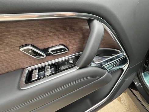 New 2026 Land Rover Range Rover SE AWD/4WD image 12