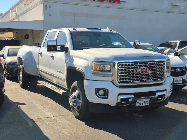 Used 2016 GMC Sierra 3500 Denali w/ Duramax Plus Package AWD/4WD image 3