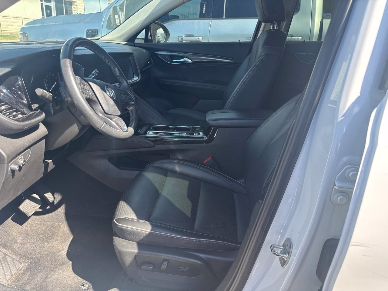 Used 2023 Buick Envision Essence FWD image 7