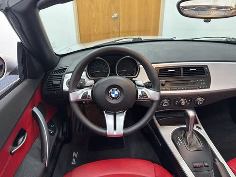 Used 2008 BMW Z4 3.0si RWD image 13