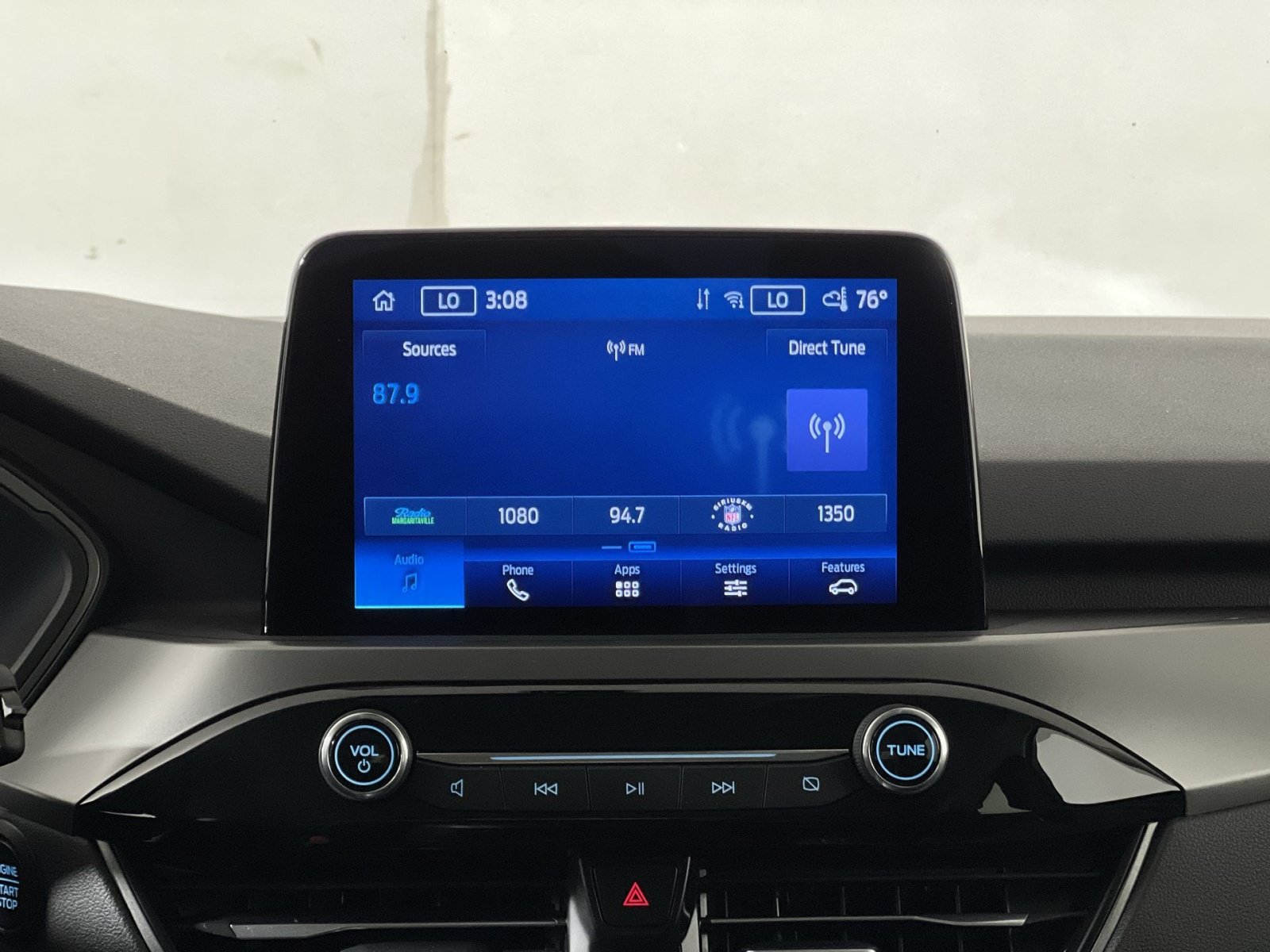Certified 2023 Ford Escape Active AWD/4WD image 18