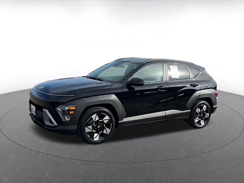 Used 2025 Hyundai Kona SEL image 8