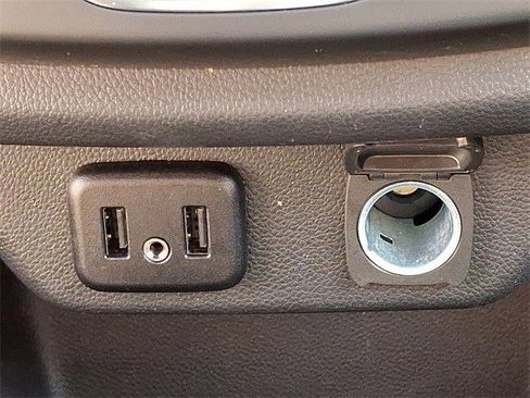 Certified 2023 Chevrolet Traverse LT w/ LPO, Floor Liner Package image 24