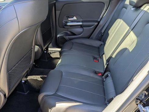 Certified 2022 Mercedes-Benz GLA 250 4MATIC image 20