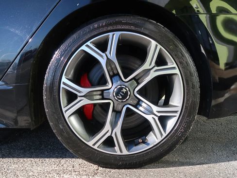 Used 2018 Kia Stinger GT2 image 55