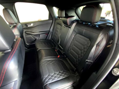 Used 2024 Ford Escape ST-Line Elite w/ Premium Technology Package image 37