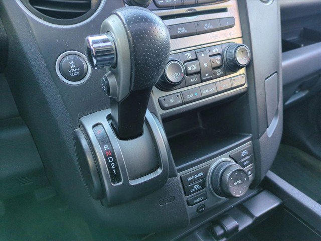 Used 2015 Honda Pilot Touring image 12