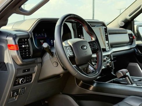 Used 2025 Ford F150 Raptor AWD/4WD image 8
