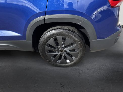 Certified 2024 Volkswagen Taos S image 7