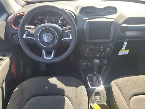 New 2023 Jeep Renegade Trailhawk image 11