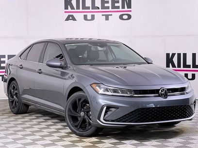 New 2025 Volkswagen Jetta SE