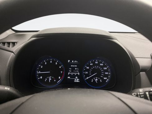 Used 2023 Hyundai Kona SEL image 9