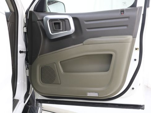 Used 2006 Honda Ridgeline RTL image 17