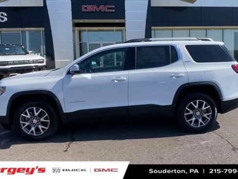 Used 2023 GMC Acadia SLT w/ Preferred Package FWD image 5