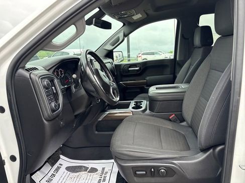 Used 2019 Chevrolet Silverado 1500 LT Trail Boss AWD/4WD image 8