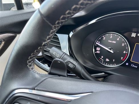 Used 2023 Buick Envision Avenir image 24