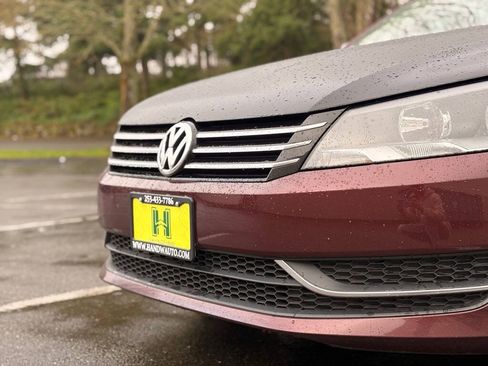 Used 2014 Volkswagen Passat 1.8T SE FWD image 17