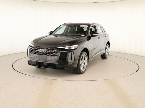 Certified 2025 Audi Q5 Prestige image 13