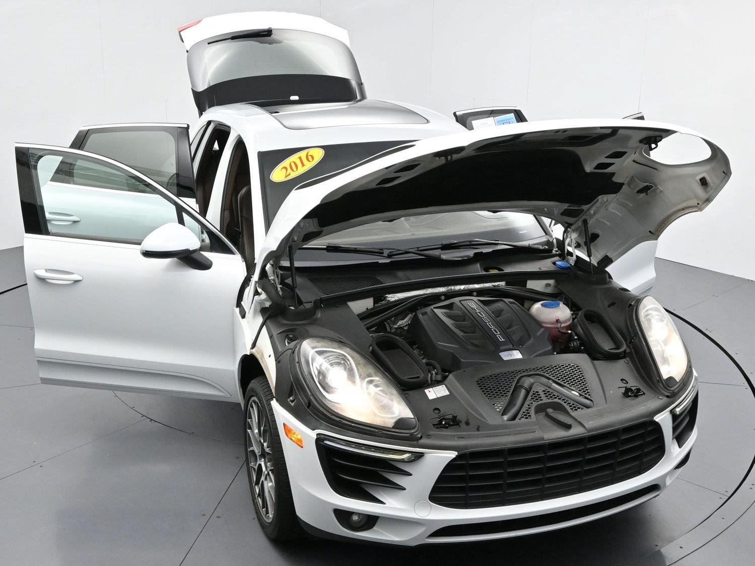 Used 2016 Porsche Macan S AWD/4WD image 49