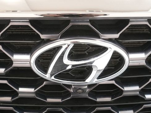 Used 2020 Hyundai Santa Fe Limited w/ Cargo Package image 12