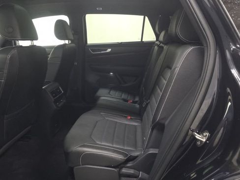 Used 2024 Volkswagen Atlas Cross Sport SEL AWD/4WD image 13