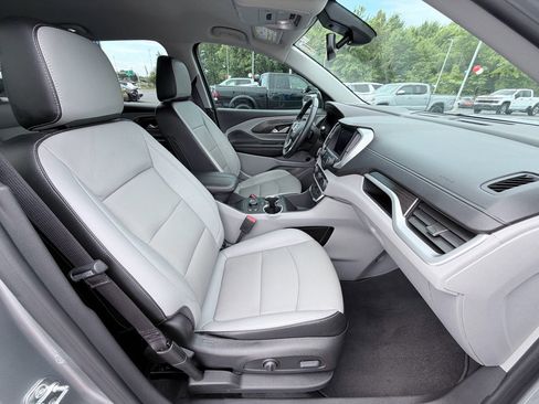Used 2024 GMC Terrain SLT w/ Tech Package FWD image 25