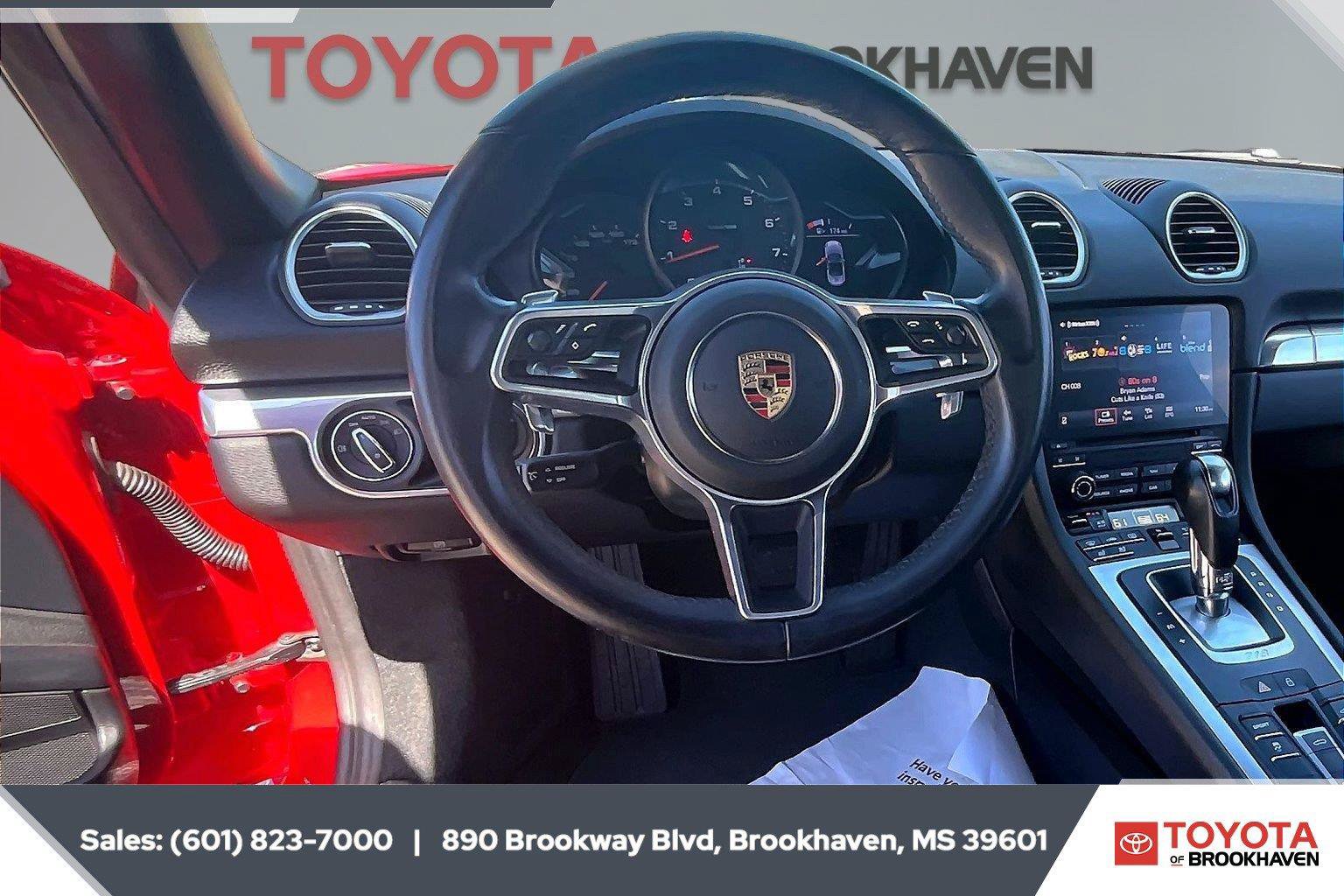 Used 2023 Porsche 718 Boxster RWD image 5