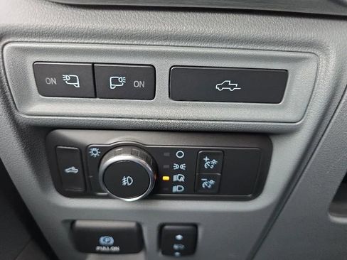 Used 2021 Ford F150 Lariat w/ Equipment Group 501A Mid AWD/4WD image 32