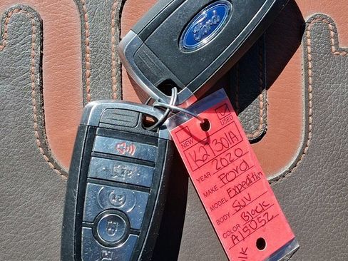 Used 2020 Ford Expedition Max King Ranch image 13