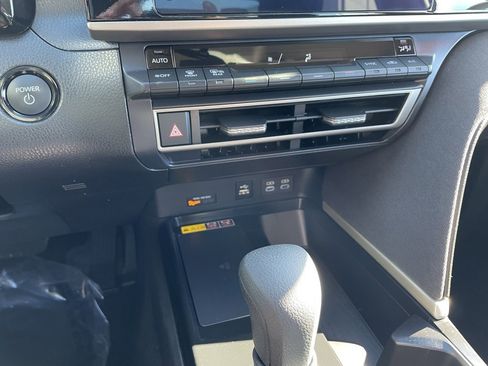 Certified 2025 Toyota Camry LE image 26