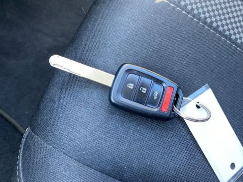Used 2020 Honda Civic LX image 15