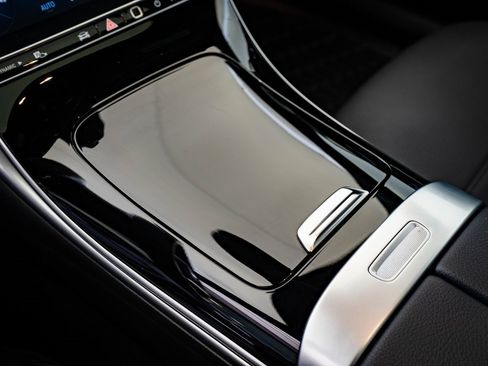 Certified 2025 Mercedes-Benz C 300 C 300 image 32