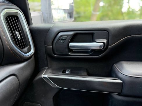 Used 2021 GMC Sierra 2500 AT4 w/ AT4 Premium Plus Package AWD/4WD image 33