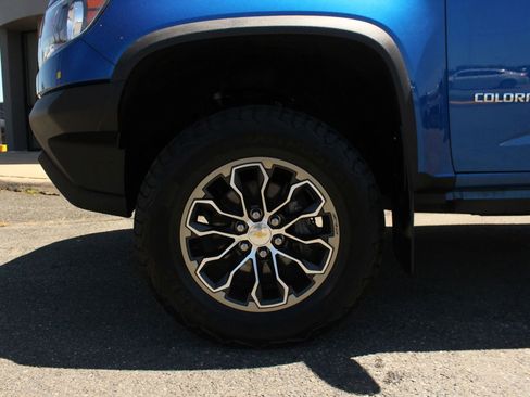 Used 2019 Chevrolet Colorado ZR2 AWD/4WD image 3