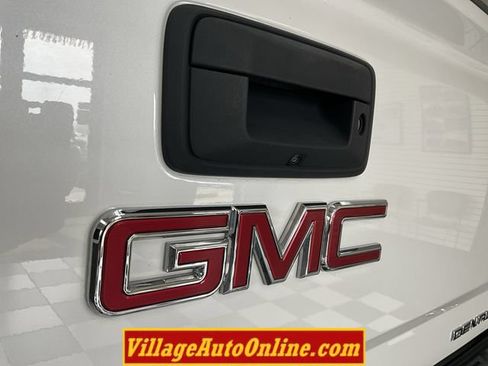 Used 2016 GMC Sierra 1500 Denali w/ Denali Ultimate Package AWD/4WD image 29
