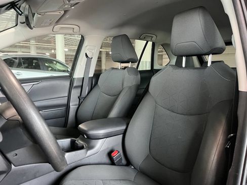 Used 2023 Toyota RAV4 XLE AWD/4WD image 13