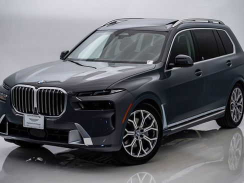 Used 2026 BMW X7 xDrive40i image 3