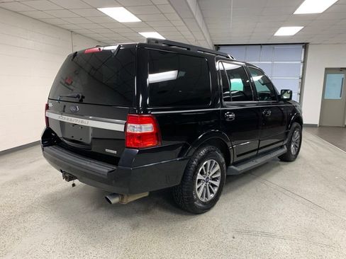 Used 2017 Ford Expedition XLT AWD/4WD image 6