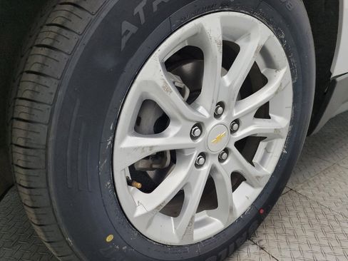Used 2020 Chevrolet Equinox LT image 31