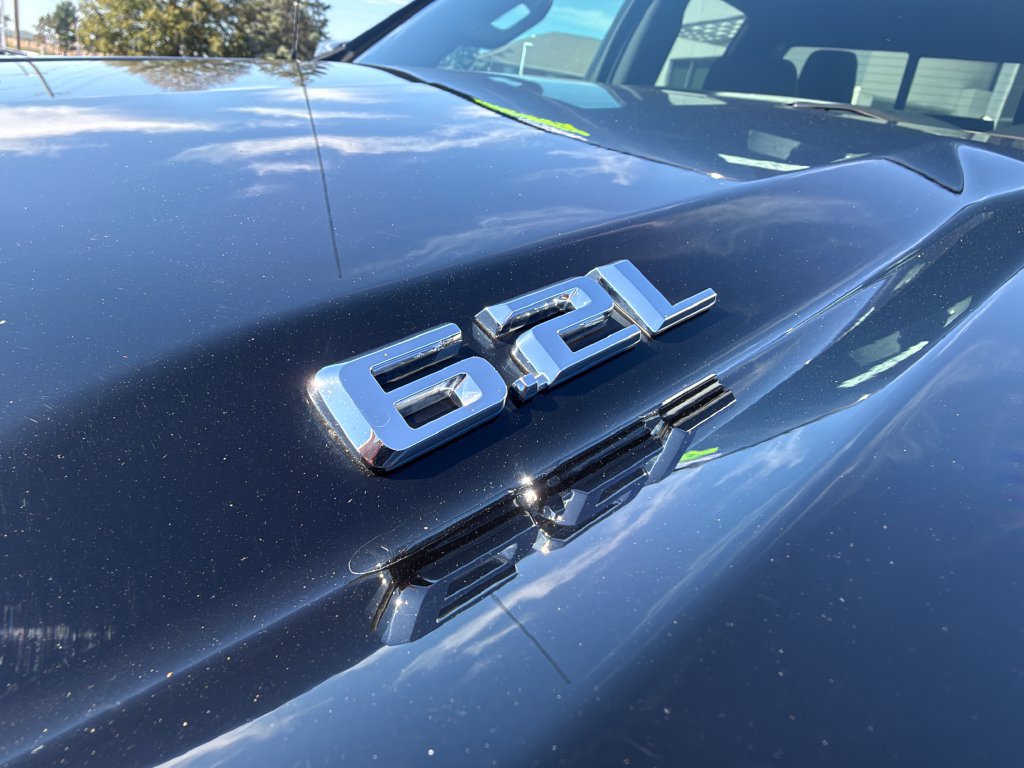 Used 2019 Chevrolet Silverado 1500 High Country w/ Max Trailering Package AWD/4WD image 8