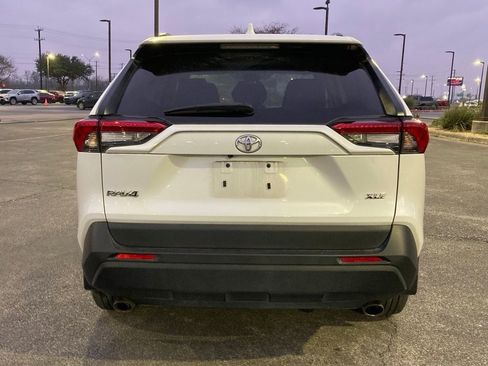 Certified 2024 Toyota RAV4 XLE Premium image 6