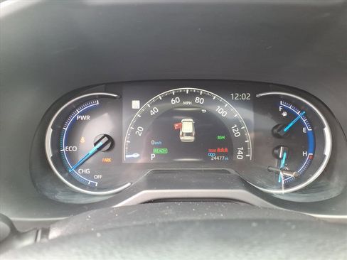 Used 2024 Toyota RAV4 XLE image 17